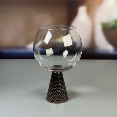 Electroplate Diamond Base Wine Glass Set