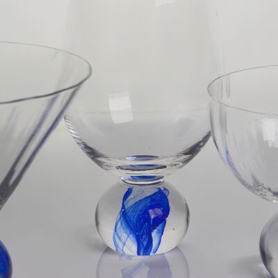 Elegant Blue Cloud Crystal Wine Glass Set Ideal For Restaurants Hotels Bars And Catering Services Providing Superior Clarity And Style