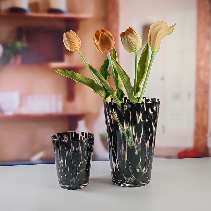 품질 Handmade Amber Glass Vase Modern Unique Vase for Table Centerpiece Decorative Flower Vases for Home Office Wedding(S size) 공장