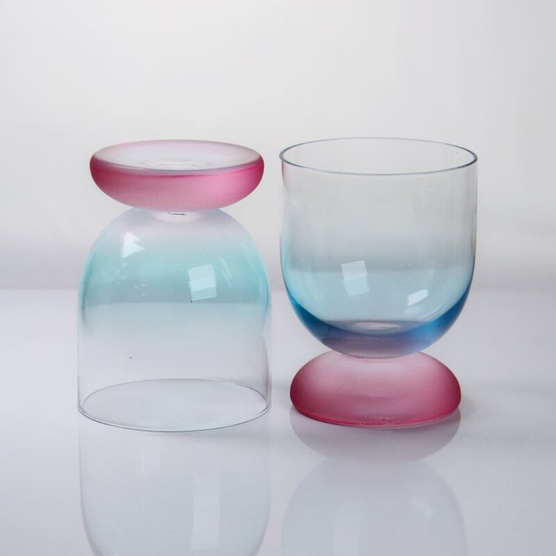 품질 Handblown Crystal Wine Glass Goblet with Two-color Gradient and Frosted Base for 300ml Wine Cocktail & Home Decor 공장