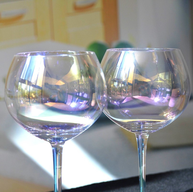 품질 거대한 무지개 색상 풍선 모양 23 온스 크리스탈 와인 글래스 공장