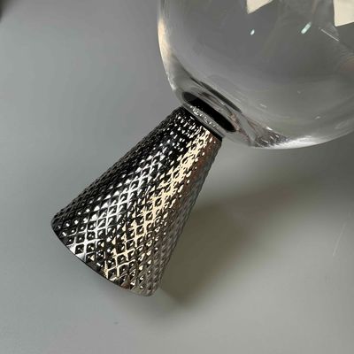 품질 납 없는 크리스탈 전자판 다이아몬드 베이스 와인 글래스 세트 현대 예술 독특한 스타일 공장