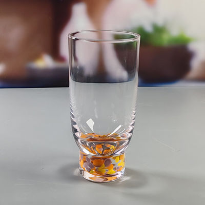 품질 핸드메이드 현대 디자인 다채로운 칵테일 음주 글래스 사용자 지정 콘페티 음료 하이볼 글래스 공장