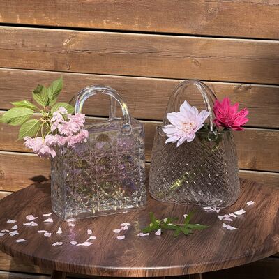 품질 Hand-Blown Diamond Pattern Glass Handbag Vase - Versatile Decorative Centerpiece for Home & Wedding Decor 공장