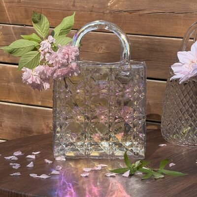 품질 Hand-Blown Diamond Pattern Glass Handbag Vase - Versatile Decorative Centerpiece for Home & Wedding Decor 공장