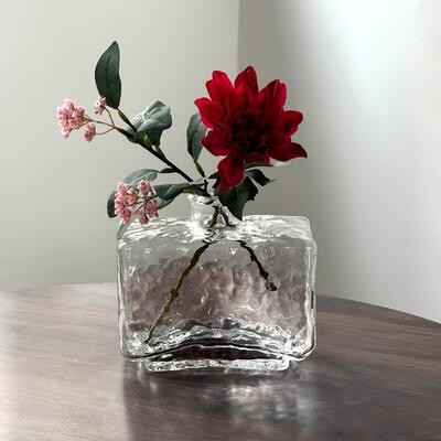 품질 Rectangular Clear Hammered Glass Vase - Modern Minimalist Decorative Flower Vase for Table Centerpiece 공장