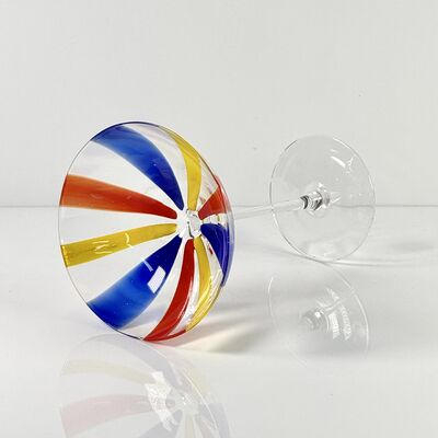 품질 Hand Blown Art Glass Goblet & Coupe Glass Set, Vibrant Red Yellow Blue Vertical Cane Stripes Murano Style Stemmed Wine & Martini Glasses for Bar, Party & Gift 공장