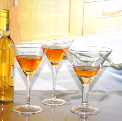 품질 유일한 특화 두꺼운 줄기 크리스탈 칵테일 글라스 공장