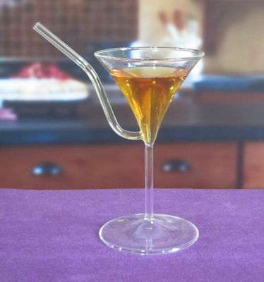 품질 밀짚과 붕규산염 포도주 칵테일 글라스 공장