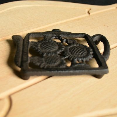 품질 찻주전자를 위한 열 저항성 테이블 탑 아이어닝 패드 공장