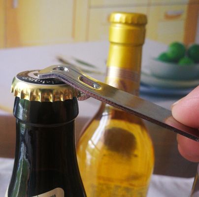 품질 엠보싱된 브랜드 로고 고급 스테인레스 강 병따개 공장