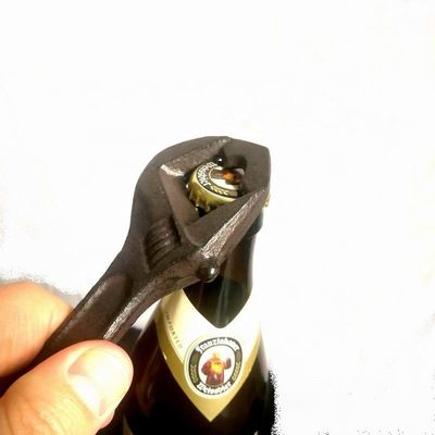 품질 스패너 모양은 철 병따개를 던졌습니다 공장